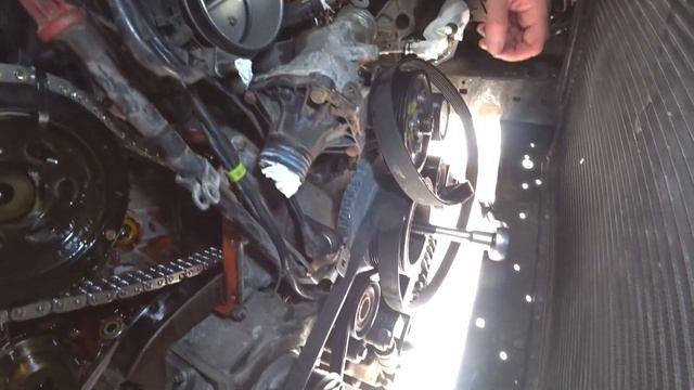 Замена гидрокомпенсаторов на M60 BMW e34. Снятие и установка распредвалов. Часть 2 смотреть онлайн