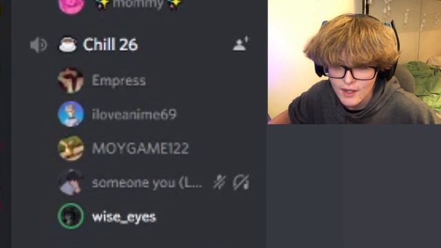 Trolling The Craziest Anime Discord Servers... смотреть онлайн