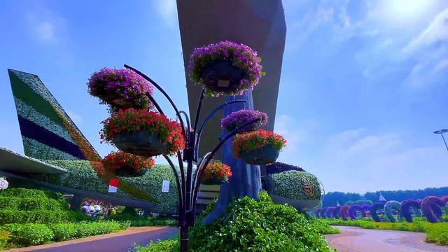 [4K] Dubai Miracle Garden 2024 - Full Walking Tour Of The Worlds Largest Flower Garden 🌺