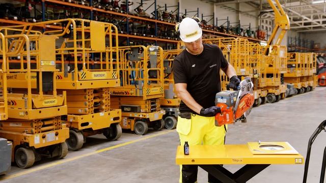 Ręczna przecinarka spalinowa do betonu i kamienia- jak ją uruchomić i pracować? смотреть онлайн