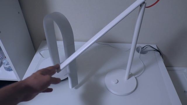 Настольная лампа Xiaomi Philips Eyesore Smart Lamp 2 смотреть онлайн