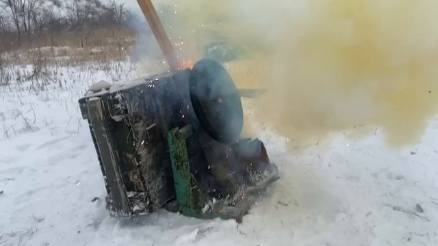 МДЗ, БЗТ, Б-32 Утёс против тяжёлого металла/ NSV 12.7 vs heavy metal смотреть онлайн