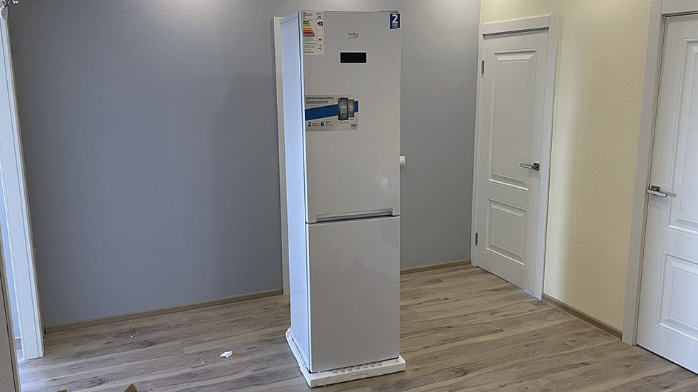 BEKO RCNK335E20VW - тихий, двухметровый холодильник смотреть онлайн