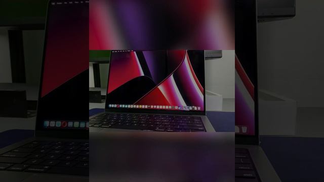 Apple M1 Max MacBook Pro Review! смотреть онлайн