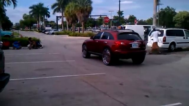 Infiniti FX35 on 28" DUB Rebellion Floaters C2C Customs смотреть онлайн