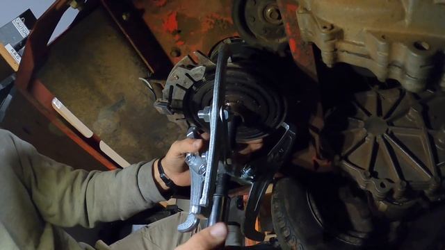 how to remove a clutch on a zero turn mower ?? смотреть онлайн