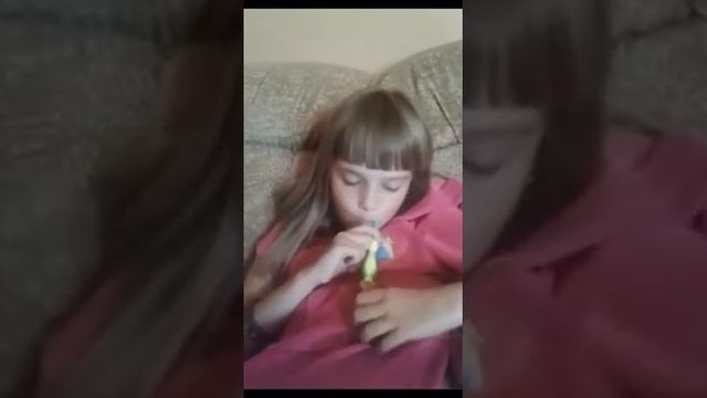 КАК БУСЯ УТРОМ ХОТЕЛА ПОЧИСТИТЬ ЗУБЫ?...... смотреть онлайн