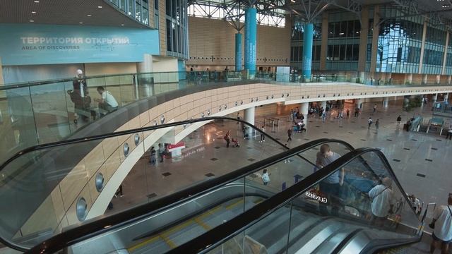 Walk around the Moscow airport in Domodedovo 4k 2022 смотреть онлайн