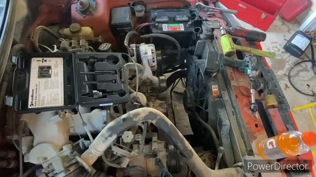 2004 Ford Mustang 3.9 Timing cover replacement Part 1 смотреть онлайн