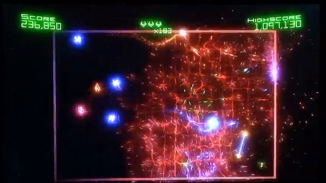 Geometry Wars Retro Evolved 2 - Evolved Multiplayer смотреть онлайн