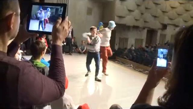 Чемпионат по брейк -дансу смотреть онлайн