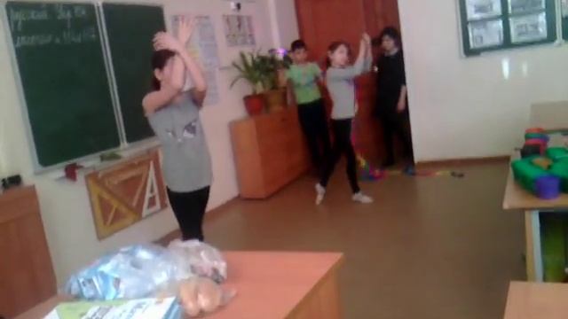 Танец на день рождение моей подруги Олеси смотреть онлайн