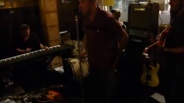 Roy Thompson and the Mellow Kings Hit Git and Split смотреть онлайн