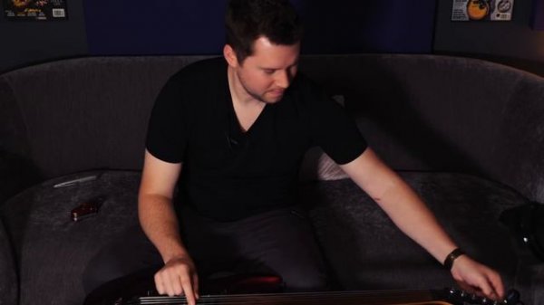 The Ridiculous Sound of a Fretless Guitar