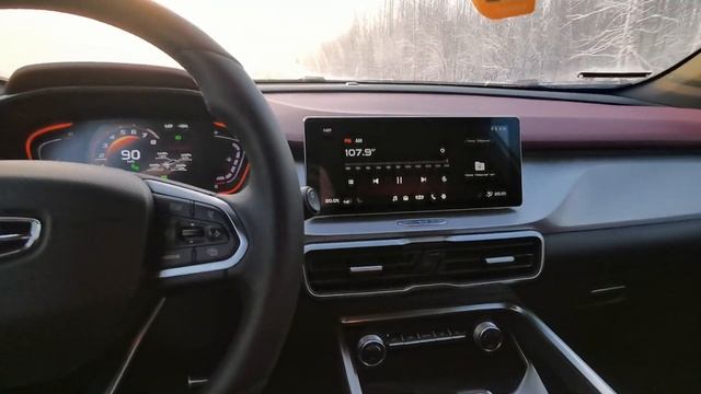 Geely Coolray по трассе в - 41С' / температура в салоне / замерзание стекл / ходовка смотреть онлайн