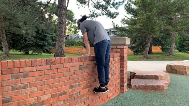 Straight-arm wall support смотреть онлайн