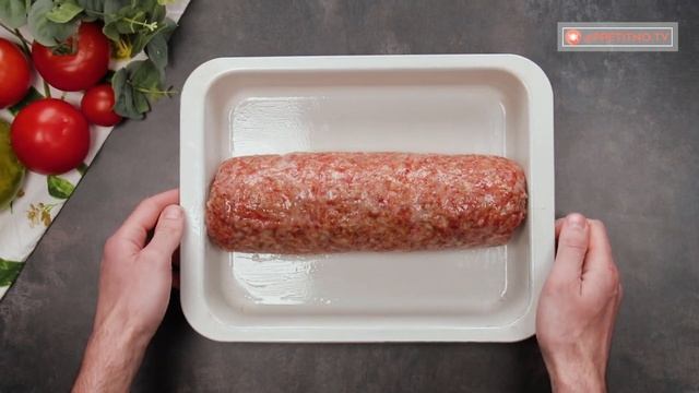 Всегда исчезает первым с праздничного стола - сказочный мясной рулет смотреть онлайн