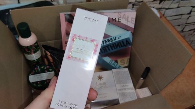 Распаковка заказа Орифлэйм по 15каталогу. Сумочка за 199👍.Обновленное смягчающее средство. смотреть онлайн