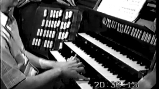 John Weissrock plays the Gigout Toccata at Sainte Trinité, Paris, August 1988 смотреть онлайн