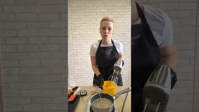 Запись эфира по приготовлению торта «ПТИЧЬЕ МОЛОКО» смотреть онлайн