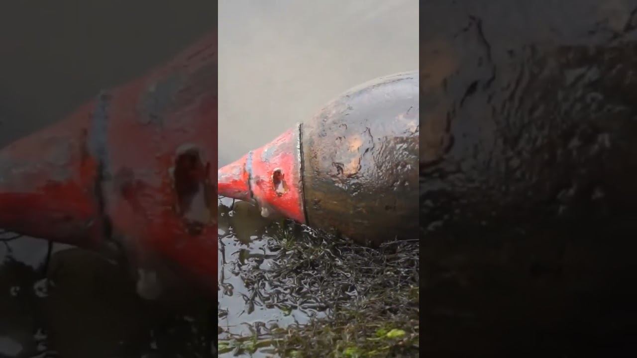 Нашли ракету под водой и достали ее с помощью магнита! смотреть онлайн