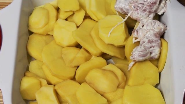 Картошка по-королевски с курицей смотреть онлайн
