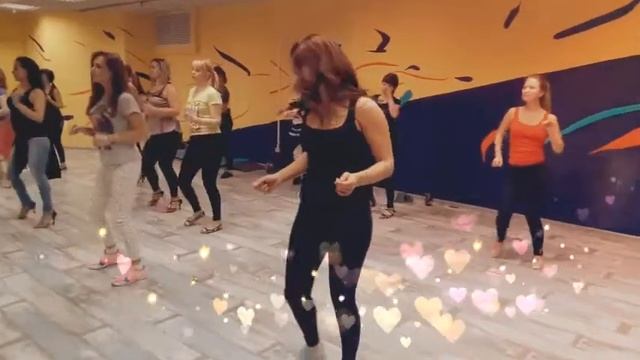 Latina solo Bachata lady style с Люси смотреть онлайн