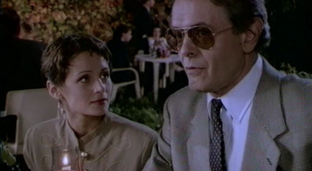 На углу, у Патриарших 1 сезон 1 серия (сериал, 1995)