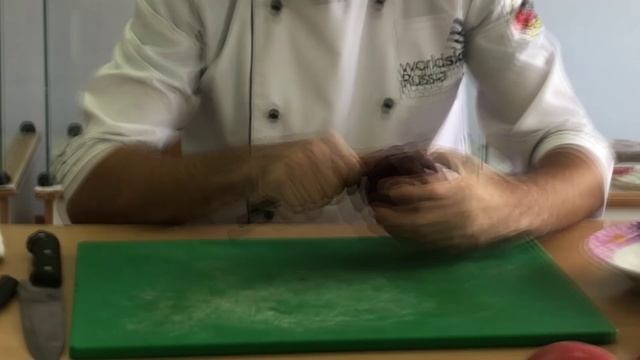 ГБПОУ РО "ГСТ" "Мастер-класс художественной резьбы по овощам и фруктам «Карвинг»" смотреть онлайн