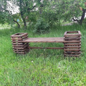 лавка с кашпо из деревянных брусков своими руками