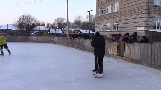 открытие хоккейного сезона в с. Верхние Киги Кигинского района РБ 23.12.201! смотреть онлайн