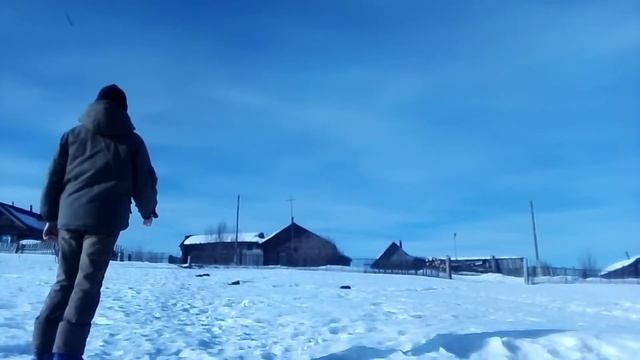 запускаю мой самодельный бумеранг!! смотреть онлайн