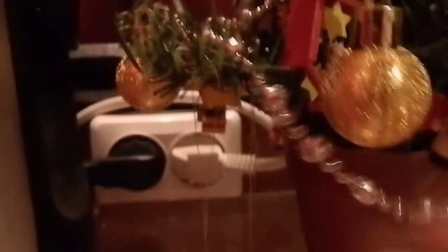Новогодняя гирлянда+еще кое что... смотреть онлайн