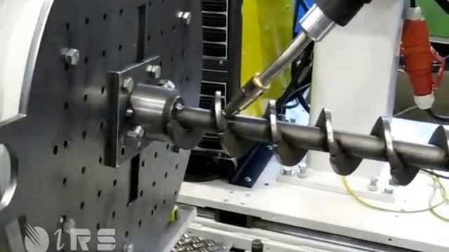Роботизированный комплекс для сварки шнеков смотреть онлайн