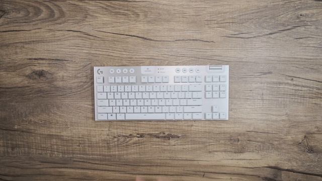 Logitech G915 TKL LIGHTSPEED Wireless Keyboard UNBOXING смотреть онлайн
