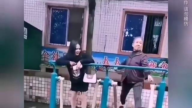 Вот так живут старики китайцы смотреть онлайн