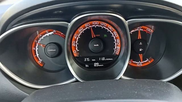 Как работает круиз-контроль на механической коробке Lada Vesta SW Cross смотреть онлайн