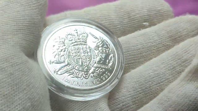 2 фунта Британия 2023 портрет Чарльз III Британский герб 1 унция серебра .999 смотреть онлайн