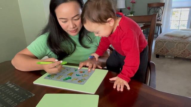 Unboxing and REVIEW: FLUORESCENT DRAWING BOARD | KIDS MAGIC LIGHT DRAWING BOARD | Avie Life in USA смотреть онлайн