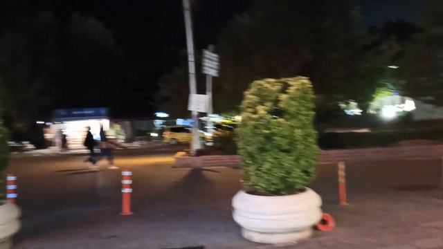 Кемер Турция Вечерняя прогулка Площадь Автобусная остановка Магазинчики (часть 1) смотреть онлайн