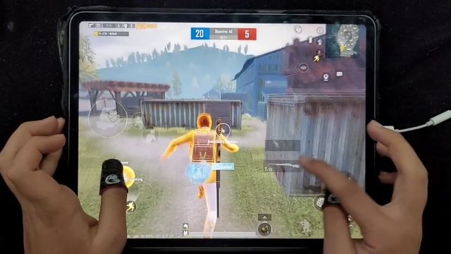 M24 KING IS BACK ? 90 FPS 6-FINGERS CLAW IPAD PRO 12.9 HANDCAM | PUBG MOBILE смотреть онлайн