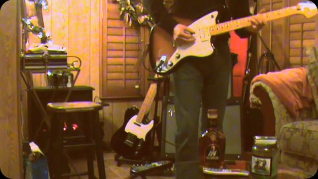 'See The Big Man Cry' played on A Squier Vintage Modified JazzMaster with Mustang IV Twin Amp Demo смотреть онлайн