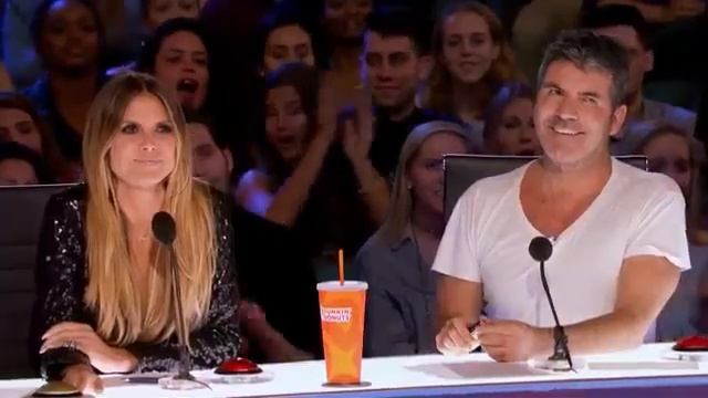 УИТНИ ХЬЮСТОН ОТДЫХАЕТ! ШОКИРОВАЛ ЗАЛ! Талант Америки 2017. Whitney Houston's 'I Have Nothing' смотреть онлайн