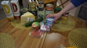 Экономный праздничный стол на 15 человек!