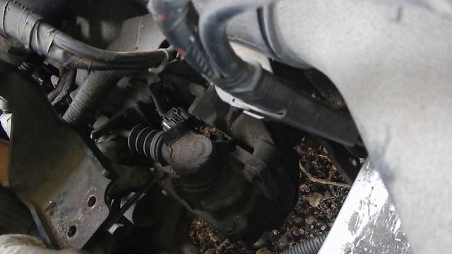 Тойота робот. Снятие актуатора сцеления. Toyota MMT P0810 Демонтаж без ямы и подьёмника за 10-15 ми смотреть онлайн