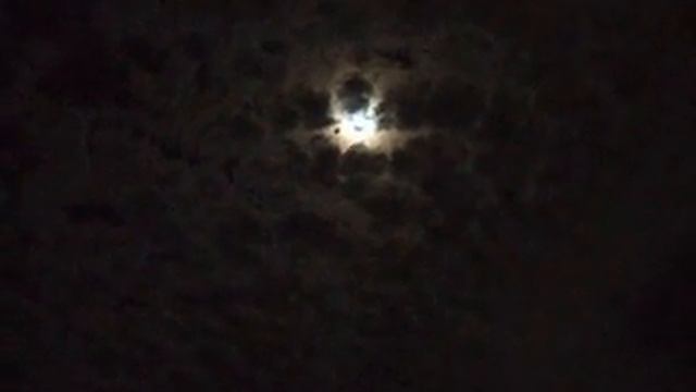 Charging Crystals Under the Blue Full Moon смотреть онлайн