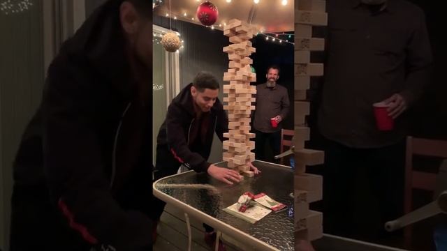 Ultimate Jenga move!!!! смотреть онлайн