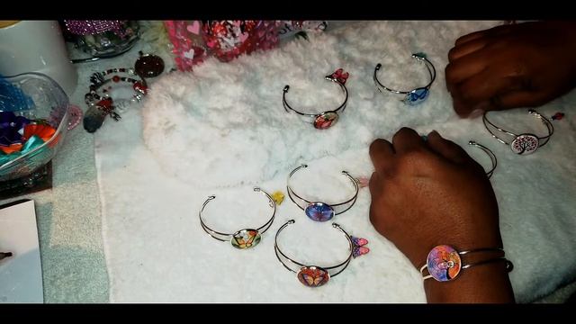 DIY CUFF BRACELET | WrisT Kandi | CABOCHON SETTINGS | by Closet of SaSS смотреть онлайн