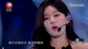 Как живет Чжао Лу Сы (Zhao Lusi) и Сколько Онa Зарабатывает