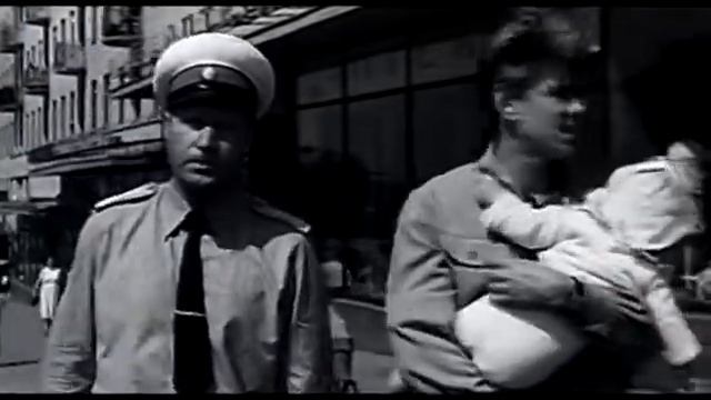 Зелёный огонек эпизод.avi смотреть онлайн